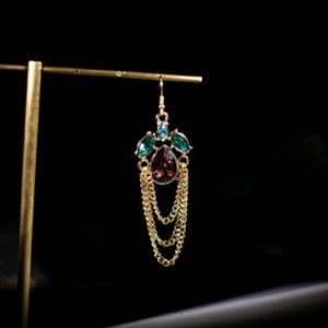 Fun and elegant cherry earring with chains